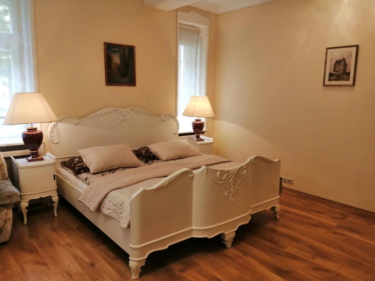 Apartmany Vila Liberty カルロヴィ・ヴァリ エクステリア 写真